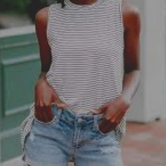 yoga-Lic-ious grey top size medium - Picture 1 of 4